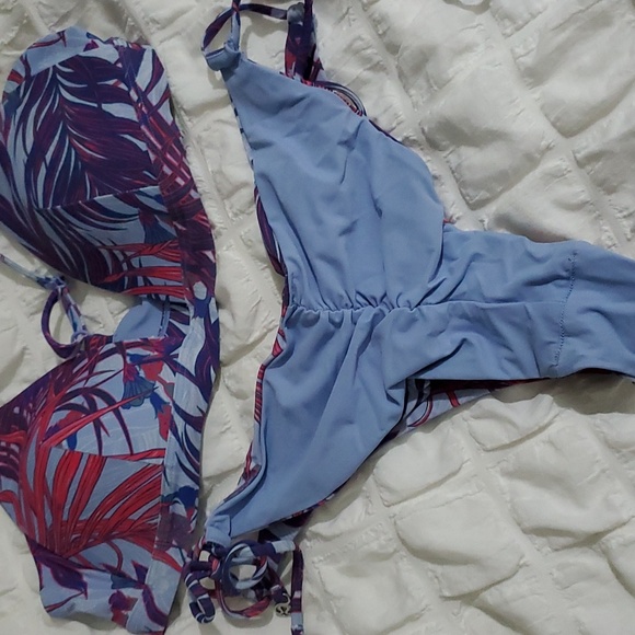 Lululemon bikini small size 4 - Picture 5 of 5